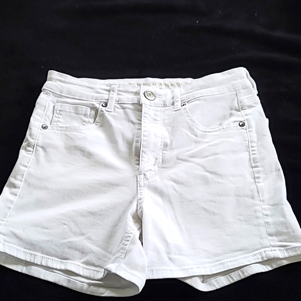 American eagle short